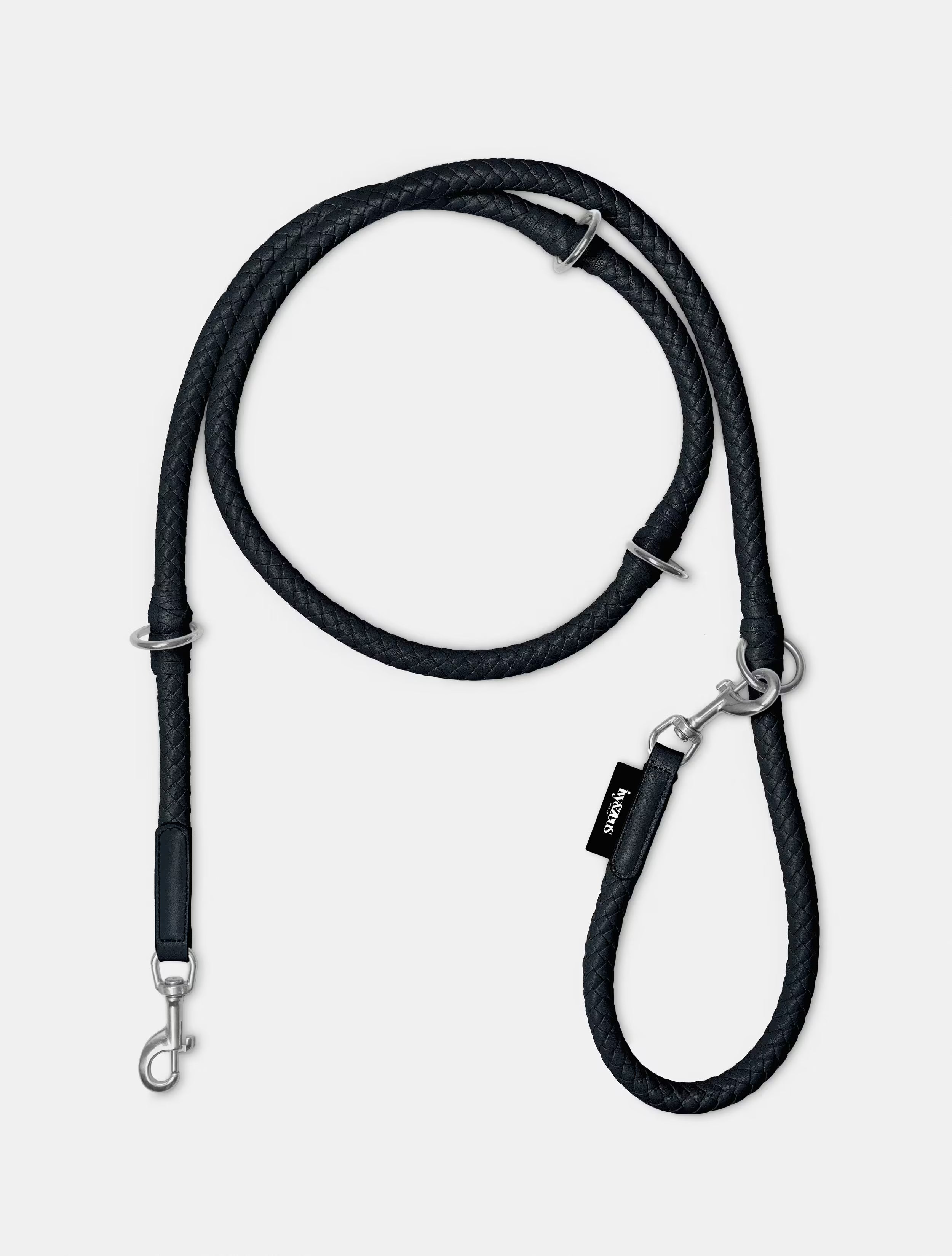 Refined Flexibility: The Panther Leash in Black