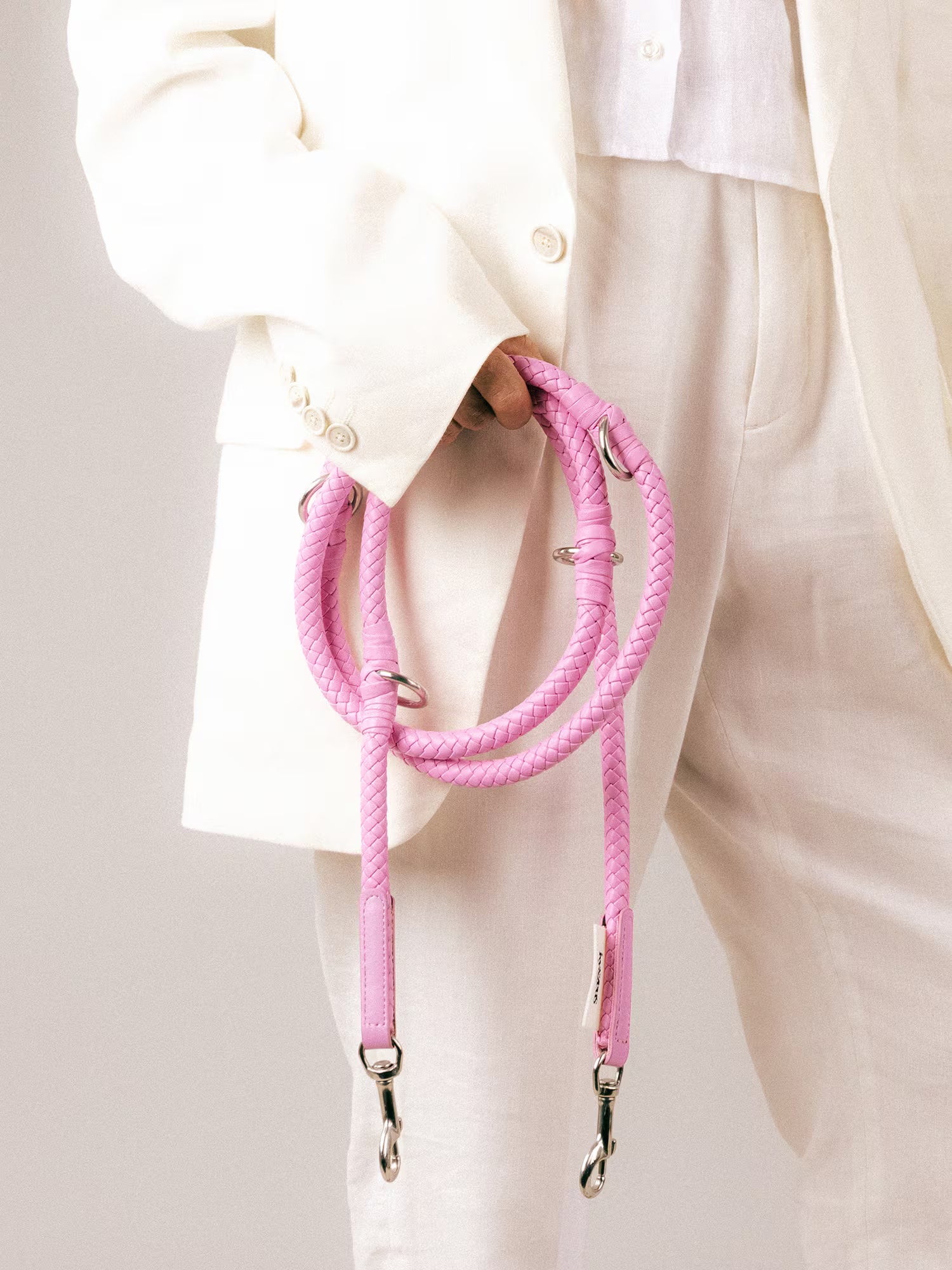 Perfectly in Sync: The Daisy Set in Rose